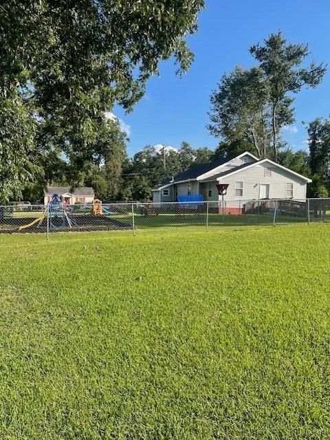 Tiny photo for 117 E 13th Street St, Waynesboro, GA 30830 (MLS # 546408)