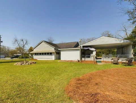 Tiny photo for 102 Ellis Street, Wrens, GA 30833 (MLS # 552477)
