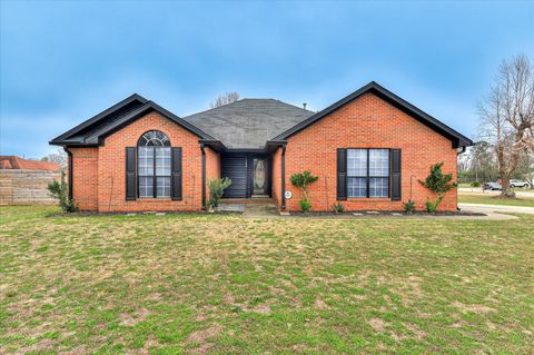 Photo of 145 Summerfield Circle, Grovetown, GA 30813 (MLS # 552409)