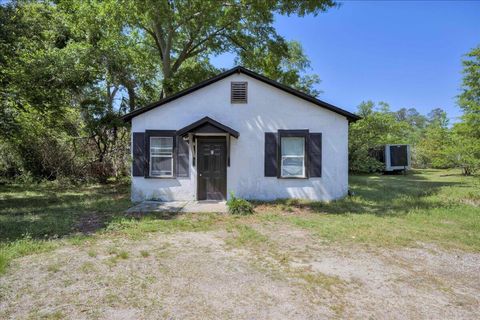 Photo of 2245 Bayvale Rd, Augusta, GA 30909 (MLS # 550754)