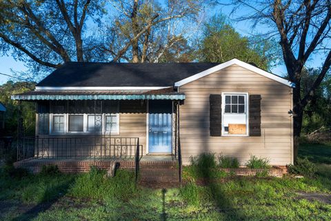 Photo of 1871 Kissingbower Road, Augusta, GA 30904 (MLS # 553692)