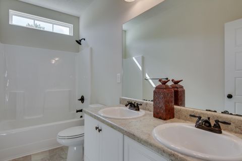 Tiny photo for 5 Orchard Circle, Edgefield, SC 29824 (MLS # 513223)