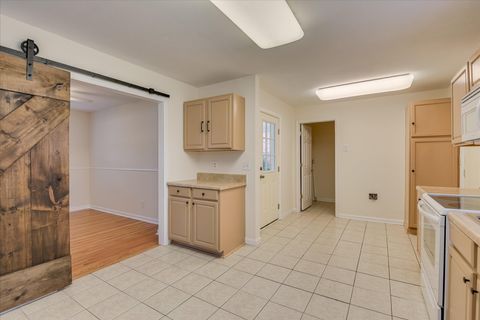 Tiny photo for 618 W Woodlawn Avenue, North Augusta, SC 29841 (MLS # 549679)