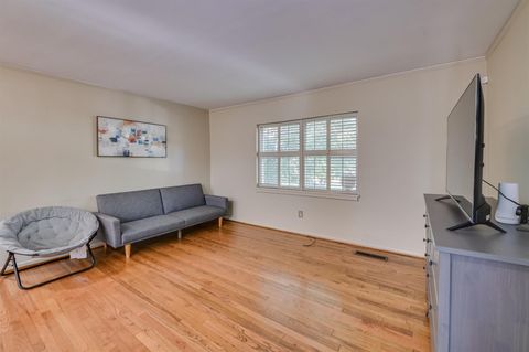 Tiny photo for 501 Milledge Road, Augusta, GA 30904 (MLS # 548390)