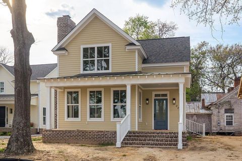 Photo of 221 SE Williamsburg Street, Aiken, SC 29801 (MLS # 553892)