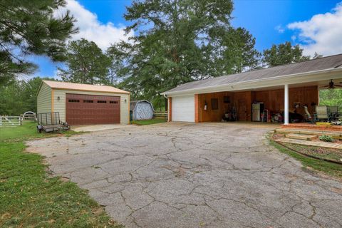 Tiny photo for 711 Augusta Street Ext Ext, McCormick, SC 29835 (MLS # 542569)