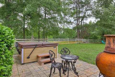 Tiny photo for 711 Augusta Street Ext Ext, McCormick, SC 29835 (MLS # 542569)