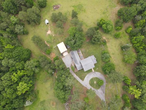 Tiny photo for 711 Augusta Street Ext Ext, McCormick, SC 29835 (MLS # 542569)