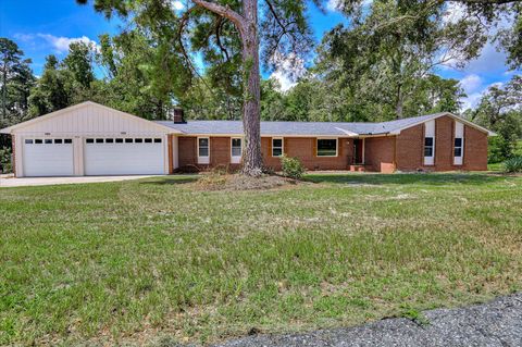 Photo of 304 Lakewood Drive, North Augusta, SC 29841 (MLS # 545857)