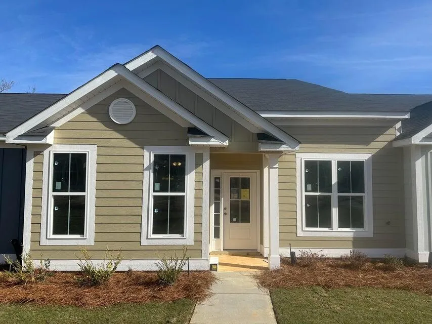 Aiken, South Carolina 29803, United States, 2 Bedrooms Bedrooms, ,2 BathroomsBathrooms,Residential,Active,138245