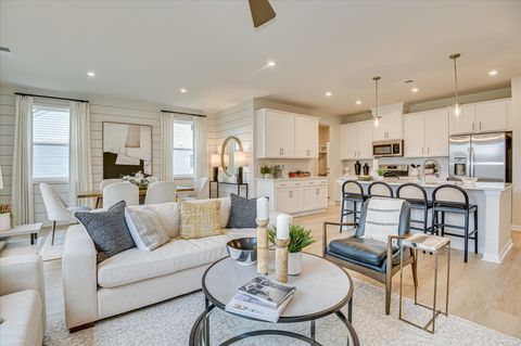 Tiny photo for 4219 Whitehouse Street, Harlem, GA 30814 (MLS # 547083)