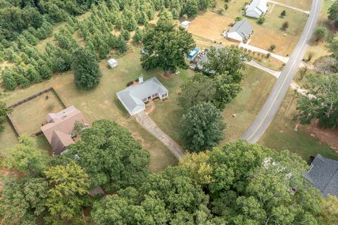 Tiny photo for 229 Seven Oaks Drive, Washington, GA 30673 (MLS # 547534)