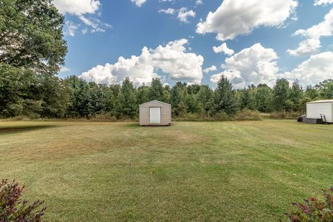 Tiny photo for 229 Seven Oaks Drive, Washington, GA 30673 (MLS # 547534)
