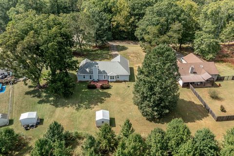 Tiny photo for 229 Seven Oaks Drive, Washington, GA 30673 (MLS # 547534)
