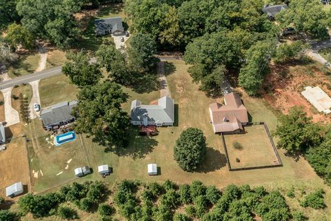 Tiny photo for 229 Seven Oaks Drive, Washington, GA 30673 (MLS # 547534)