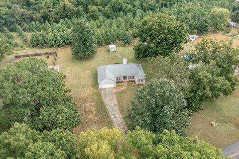 Tiny photo for 229 Seven Oaks Drive, Washington, GA 30673 (MLS # 547534)
