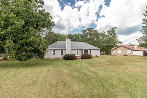Tiny photo for 229 Seven Oaks Drive, Washington, GA 30673 (MLS # 547534)