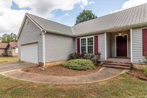 Tiny photo for 229 Seven Oaks Drive, Washington, GA 30673 (MLS # 547534)