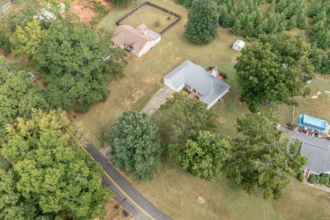 Tiny photo for 229 Seven Oaks Drive, Washington, GA 30673 (MLS # 547534)