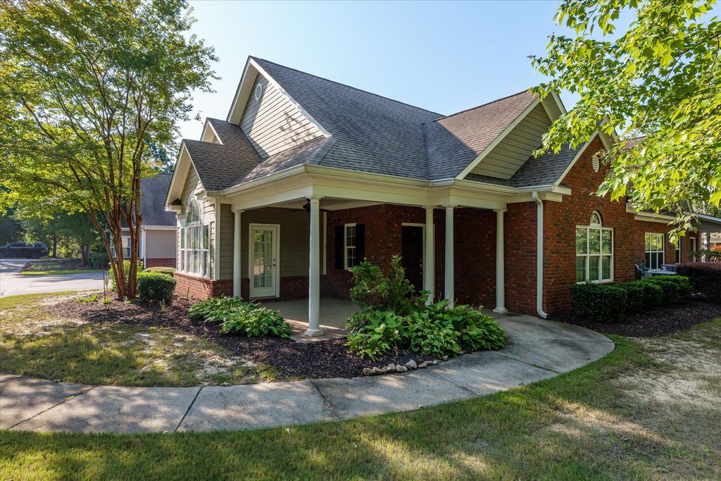 Photo of 2402 Amberley Drive, Evans, GA 30809 (MLS # 550570)