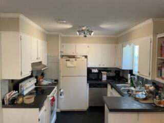 Photo 3 of 11 of 3617 GOLDFINCH Drive house