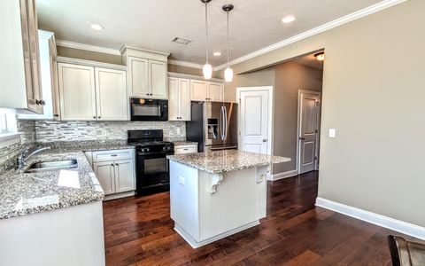 Tiny photo for 563 Bunchgrass Street, Evans, GA 30809 (MLS # 548629)