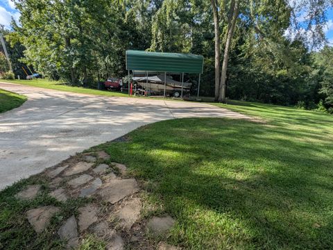 Tiny photo for 10 New Market Road, Trenton, SC 29847 (MLS # 545962)