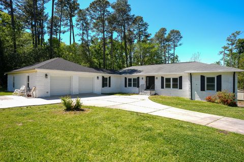 Photo of 3215 Skinner Mill Road, Augusta, GA 30909 (MLS # 554228)