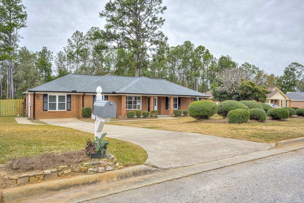 Photo of 2746 Crosshaven Drive, Hephzibah, GA 30815 (MLS # 549859)