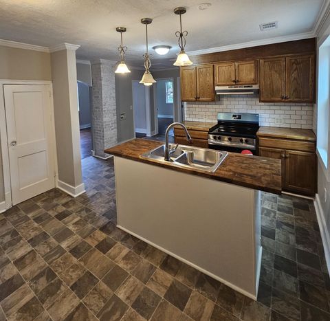 Tiny photo for 2603 Wrightsboro Road, Augusta, GA 30904 (MLS # 547927)