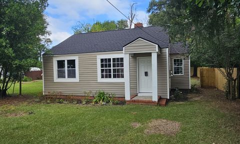 Photo of 2603 Wrightsboro Road, Augusta, GA 30904 (MLS # 547927)