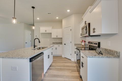 Tiny photo for 828 Sweetgrass Circle, Harlem, GA 30814 (MLS # 552206)