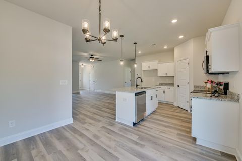 Tiny photo for 828 Sweetgrass Circle, Harlem, GA 30814 (MLS # 552206)