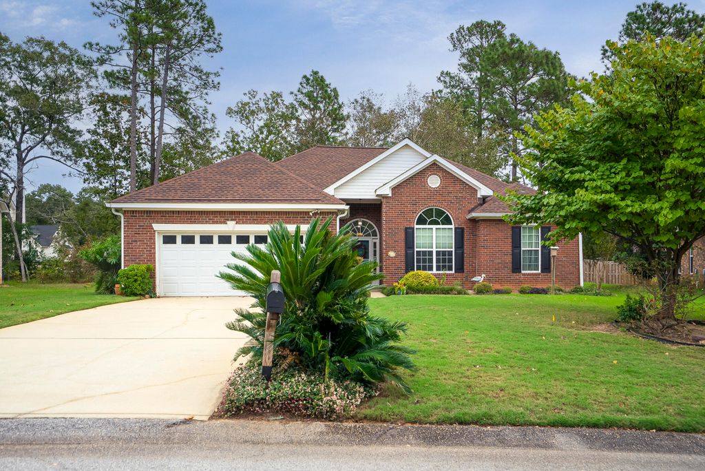 Photo for 220 Bainbridge Dr Dr, Aiken, SC 29803 (MLS # 548252)