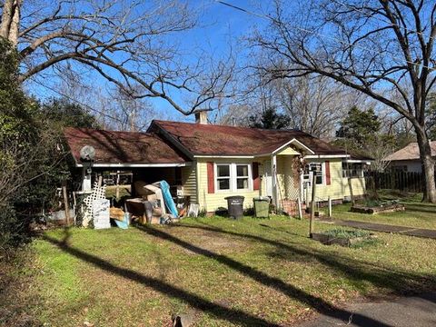 Tiny photo for 205 Elm Street, Washington, GA 30673 (MLS # 551202)