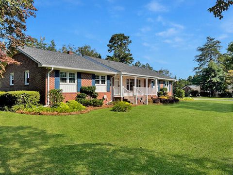 Tiny photo for 101 Parkwood Drive, Williston, SC 29853 (MLS # 547286)