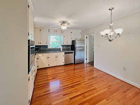 Tiny photo for 101 Parkwood Drive, Williston, SC 29853 (MLS # 547286)