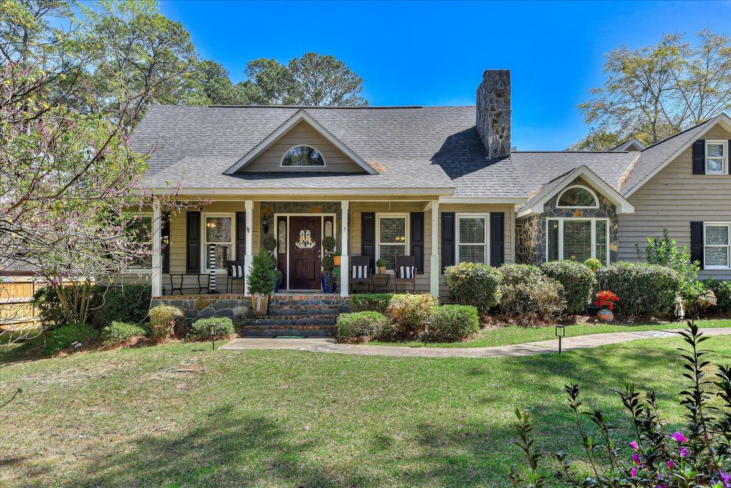 Photo of 4818 Woodbridge Place, Evans, GA 30809 (MLS # 553538)