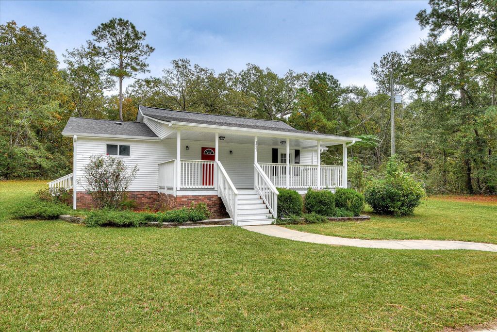 Photo for 1321 Brett Road, Wadley, GA 30477 (MLS # 548186)