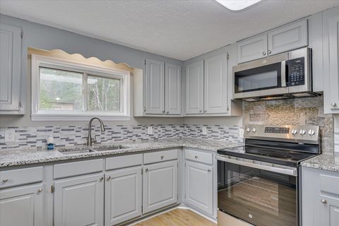 Tiny photo for 1321 Brett Road, Wadley, GA 30477 (MLS # 548186)