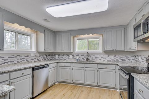 Tiny photo for 1321 Brett Road, Wadley, GA 30477 (MLS # 548186)