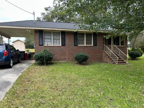 Photo of 829 Berkshire Drive, Washington, GA 30673 (MLS # 548135)