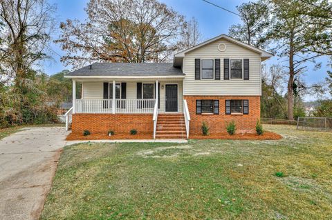 Photo of 2402 Crystal Court Drive, Augusta, GA 30906 (MLS # 549680)
