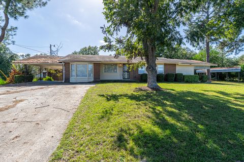 Photo of 2046 Fernwood Circle Circle, Augusta, GA 30906 (MLS # 547916)