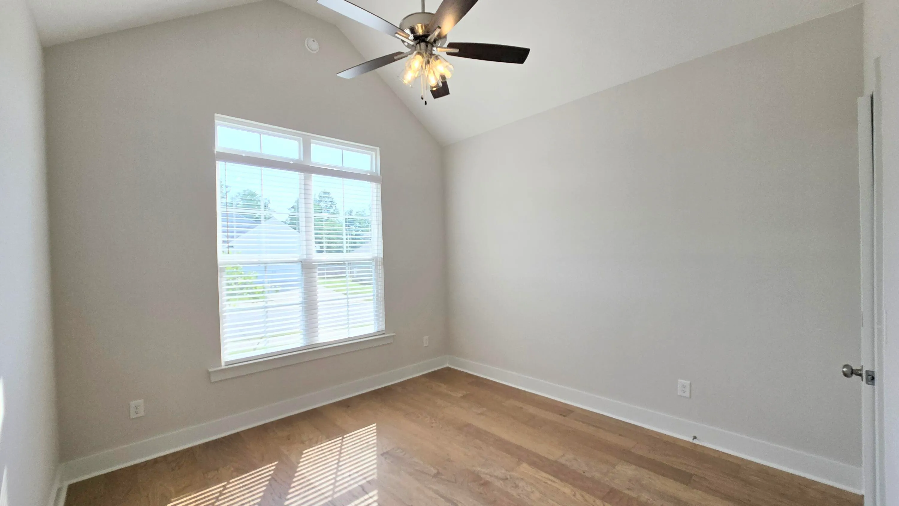 Grovetown, Georgia 30813, United States, 4 Bedrooms Bedrooms, ,3 BathroomsBathrooms,Residential,Active,63760