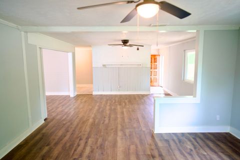 Tiny photo for 85 JOHN Street, Williston, SC 29853 (MLS # 541161)
