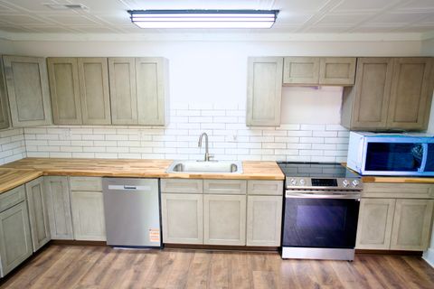 Tiny photo for 85 JOHN Street, Williston, SC 29853 (MLS # 541161)