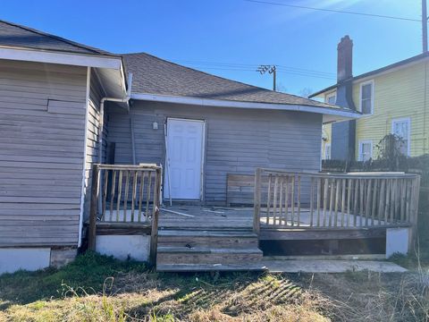 Tiny photo for 1621 12th Street, Augusta, GA 30901 (MLS # 550924)