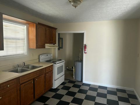 Tiny photo for 462 Bussey Avenue, Thomson, GA 30824 (MLS # 552435)