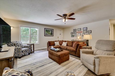 Tiny photo for 136 & 138 Edmunds Cemetery Road, McCormick, SC 29835 (MLS # 543632)